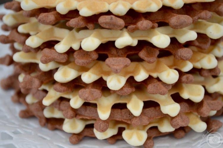 Alternating chocolate and vanilla Pizzelle all stacked up.