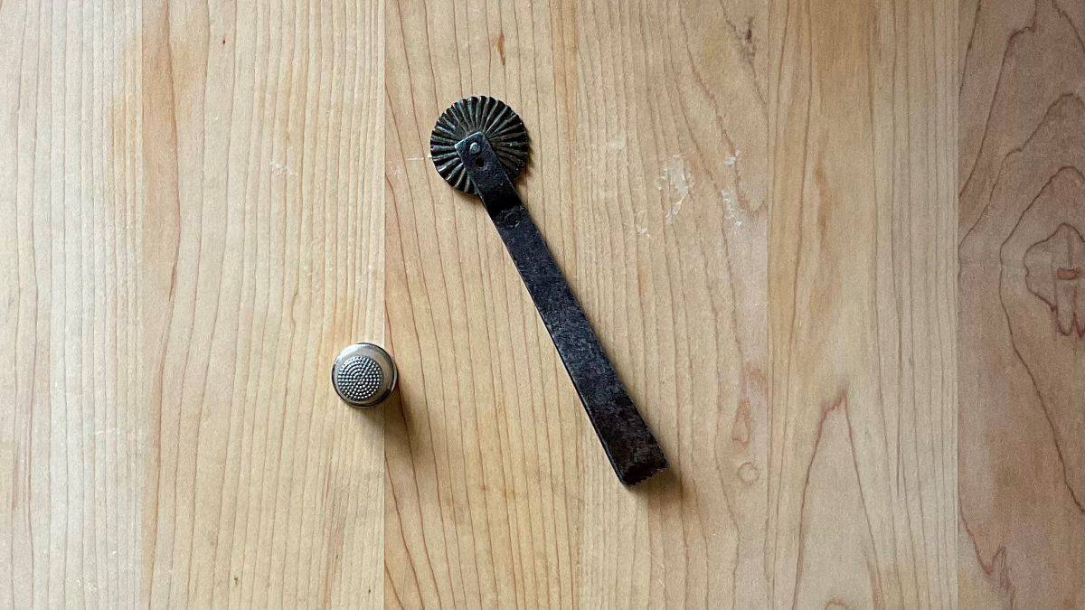 My Nonna's pastry wheel and thimble.