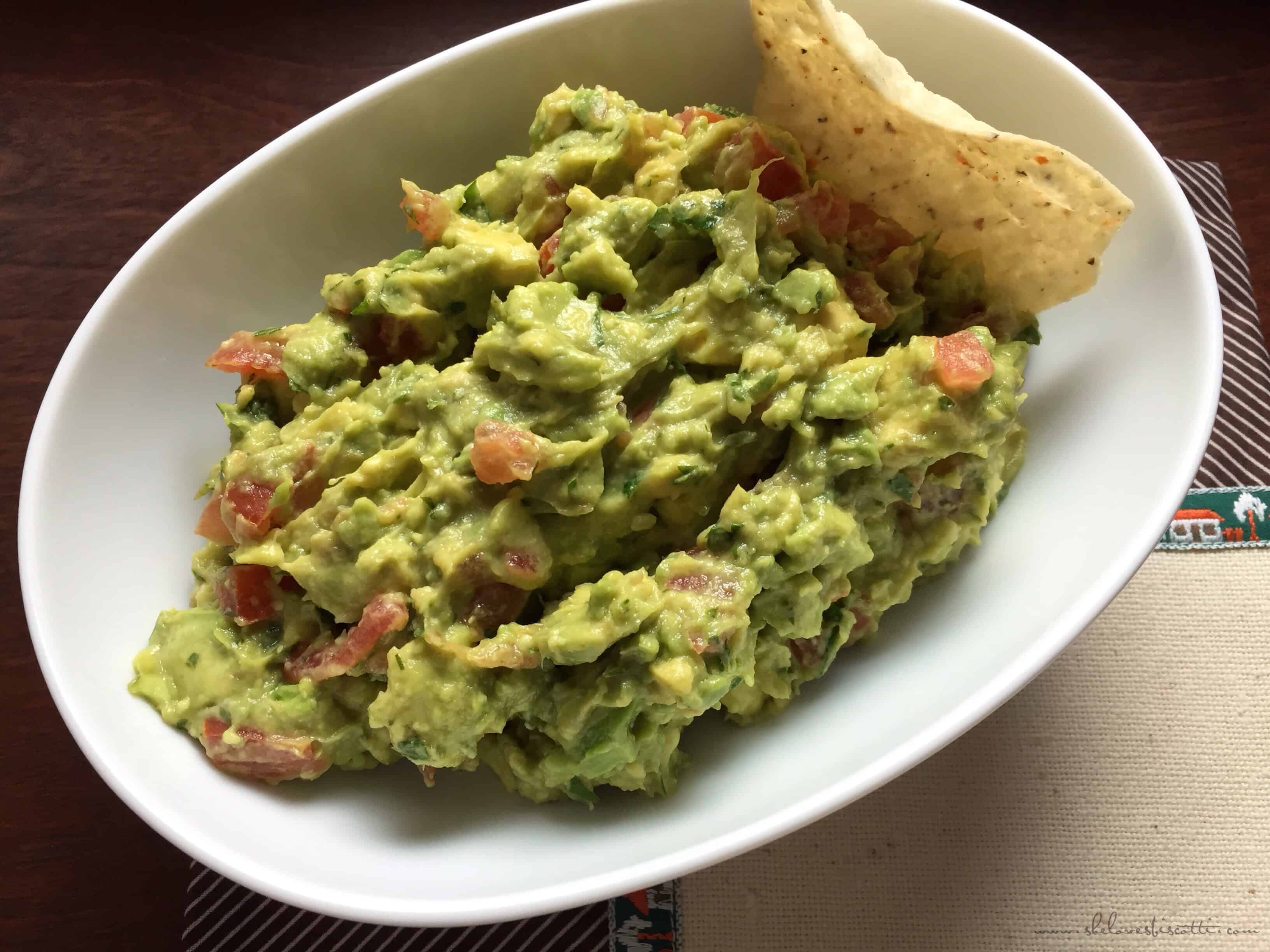 Perfect Chunky Guacamole Recipe She Loves Biscotti