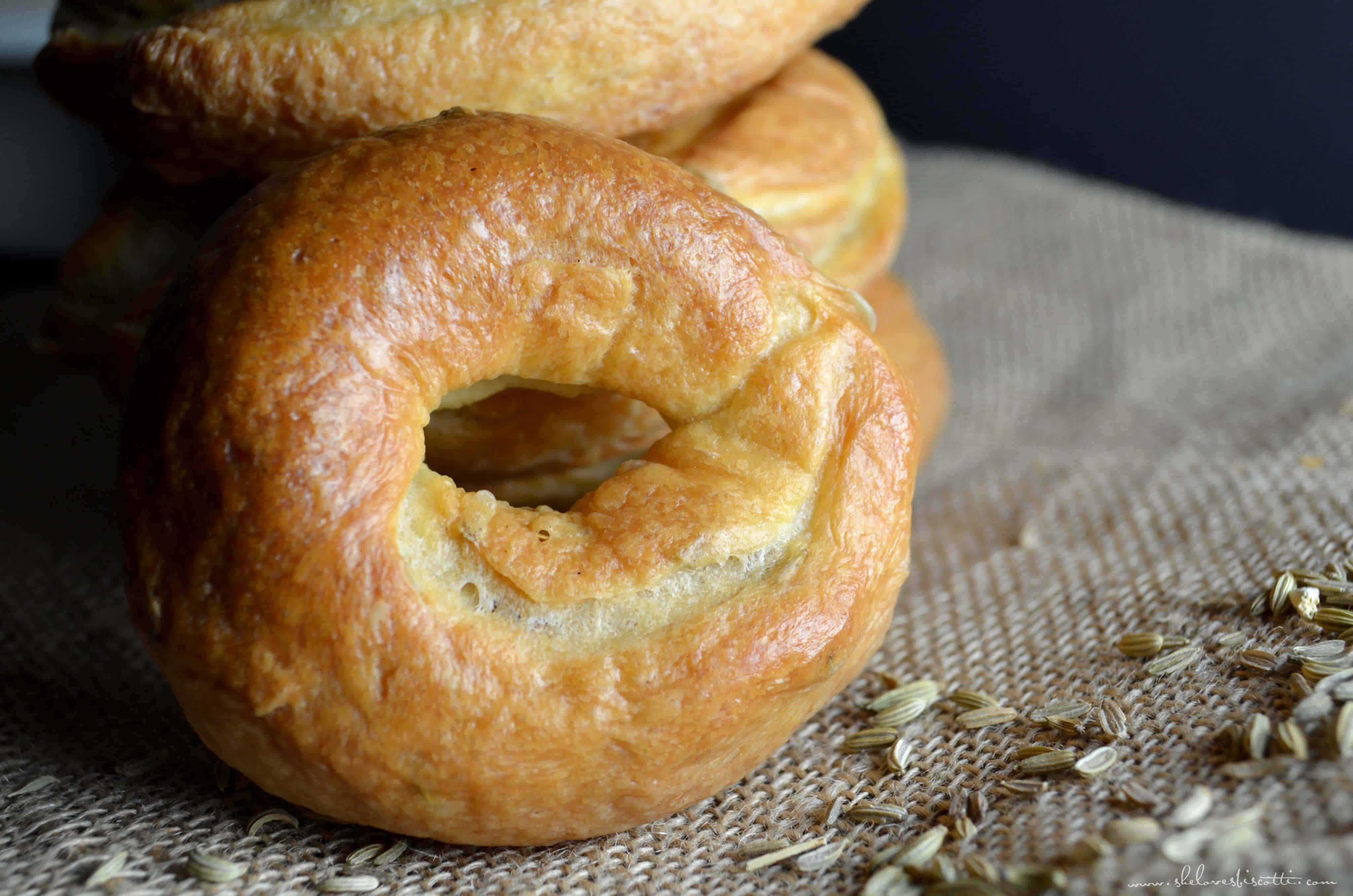 Dad's Favorite Fennel Taralli