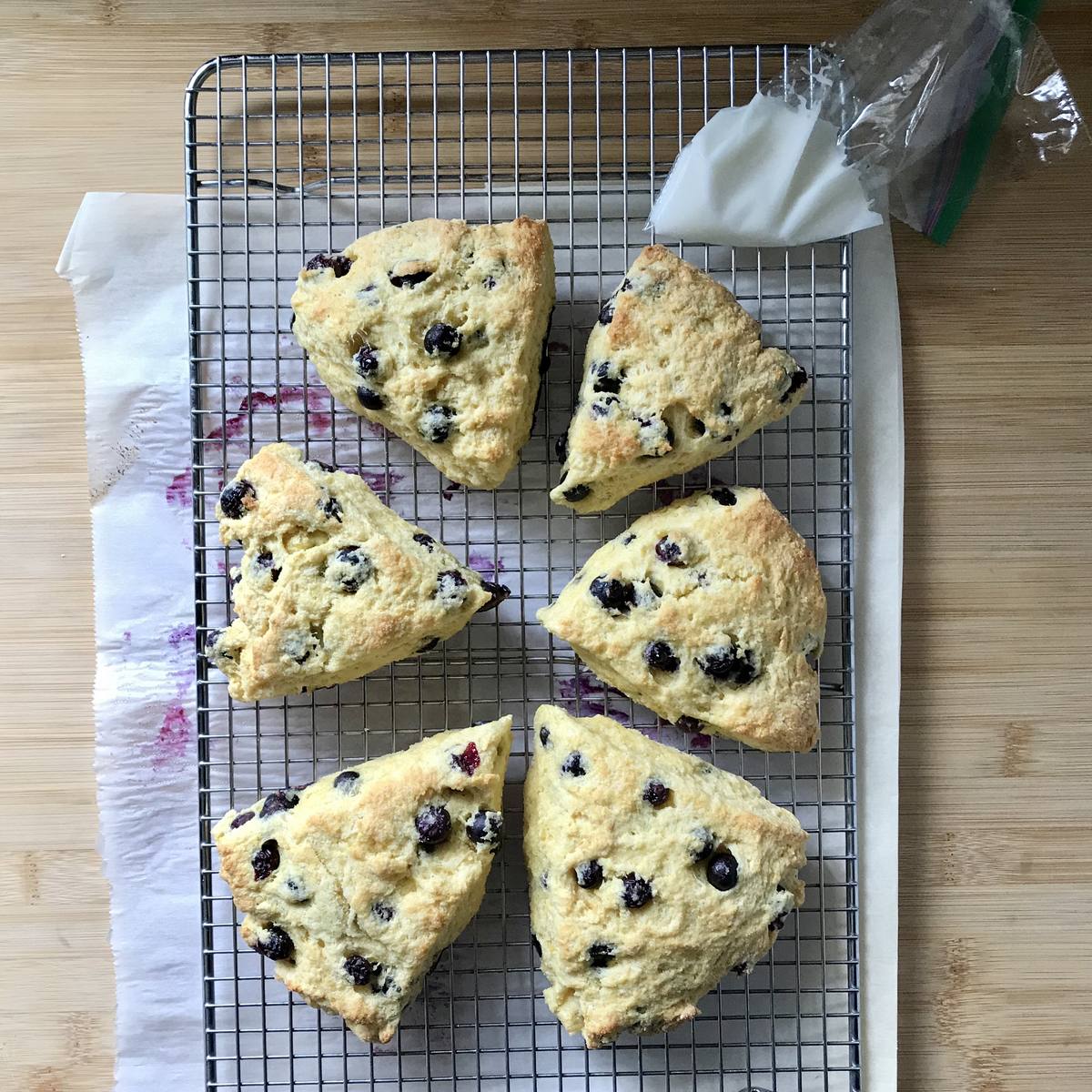 Lemon scones on a cooling rack.