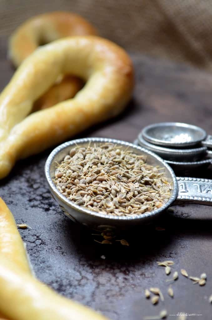 An overhead shot of taralli. 