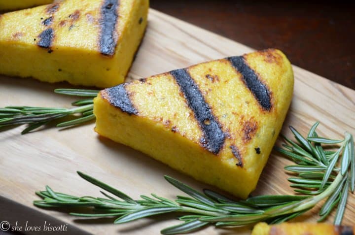 Easy Garlicky Grilled Polenta #SundaySupper