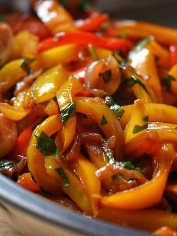 A colorful peperonata in a saucepan.