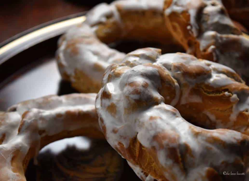 Close up of glazed taralli.