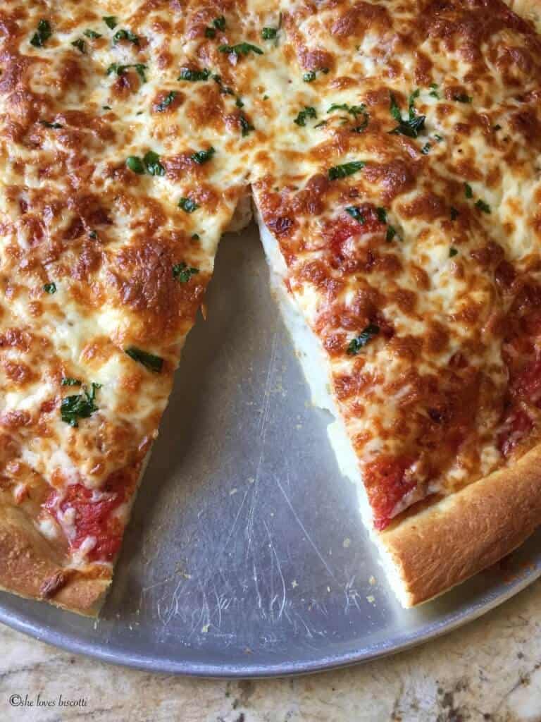 Best Homemade Italian Pizza di Angela She Loves Biscotti