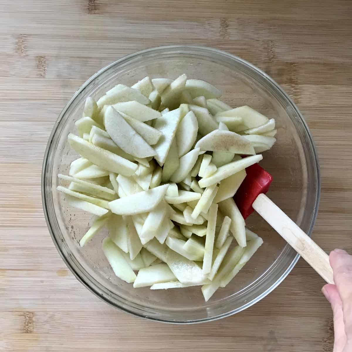 Sliced apples in a bowl.