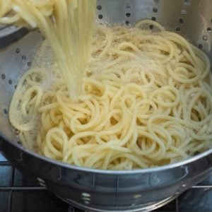 Colander spaghetti discount