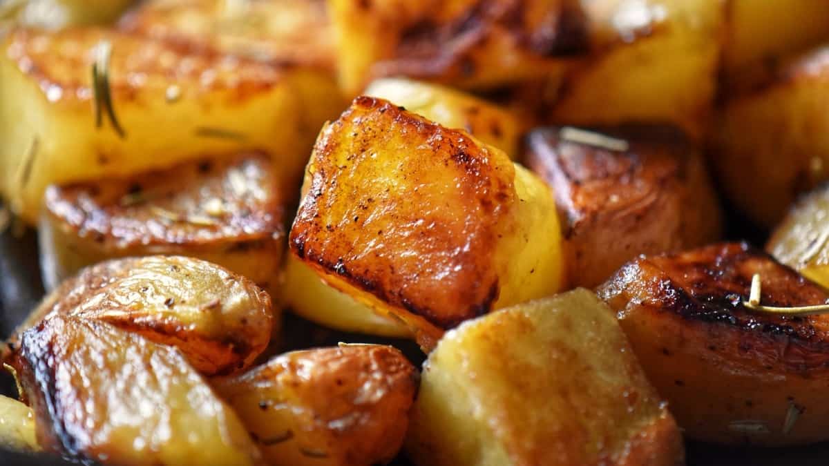 Cast Iron Skillet Potatoes - Biscuits & Burlap