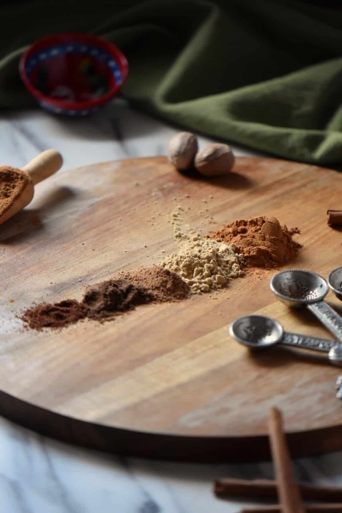 The ingredients used to make pumpkin spice include cinnamon, ginger, nutmeg, allspice, and cloves.