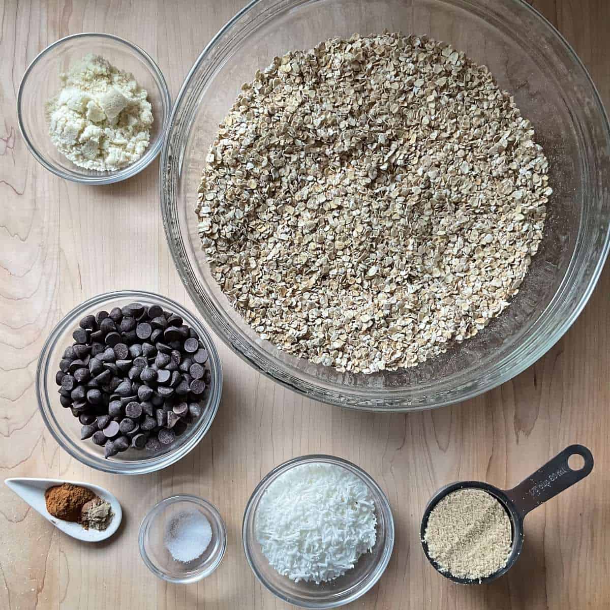 The dry ingredients to make a chewy granola bar recipe.