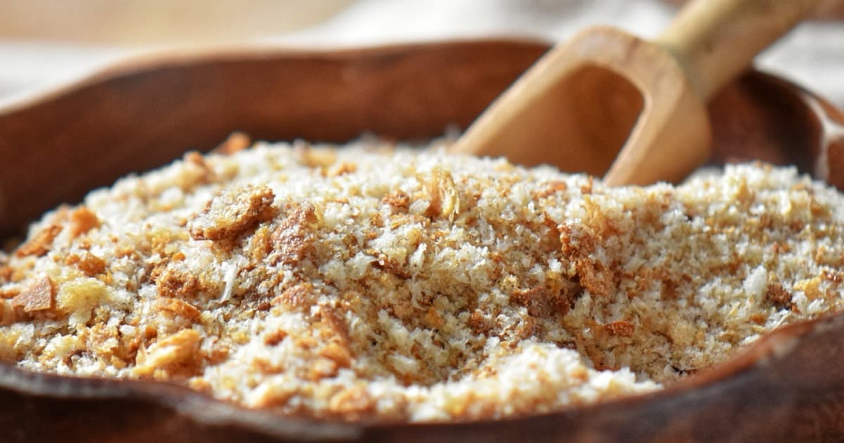 How to Make Bread Crumbs Quick and Easy Guide She Loves Biscotti